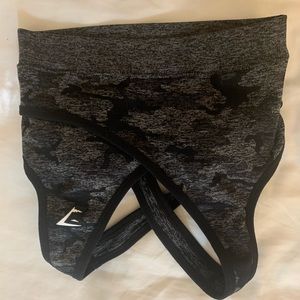 Gymshark black size small camo bra